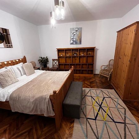 Eden Garden Apartment Brașov Exterior foto