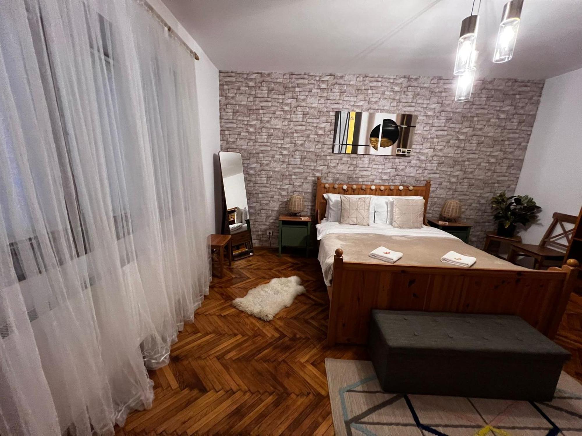Eden Garden Apartment Brașov Exterior foto